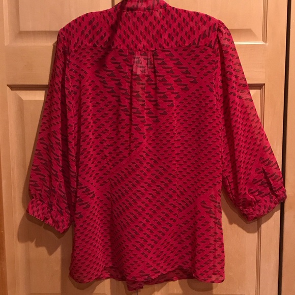 New Banana Republic Red Patterned Blouse - Picture 5 of 6